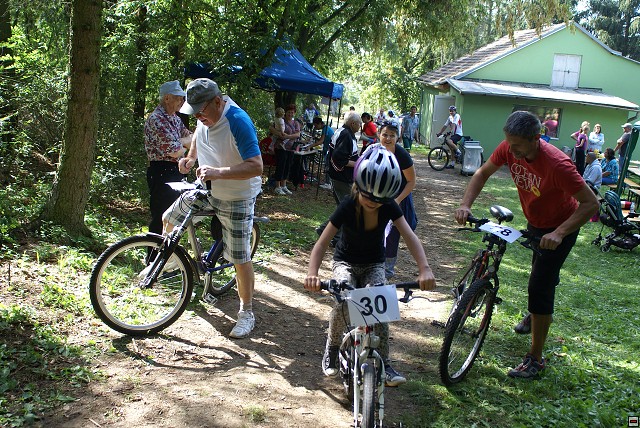 img00030.jpg