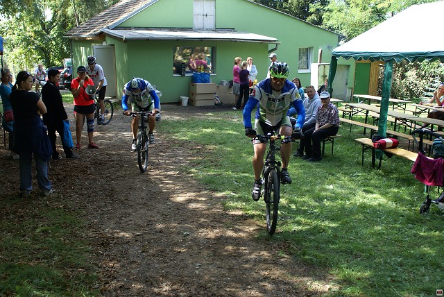 img00032.jpg
