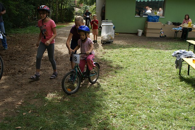 img00135.jpg